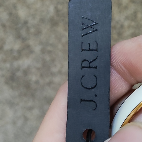 J. CREW CREAM GOLD-TONE BANGLE 7.2" BRACELET - NWT - Picture 3 of 9